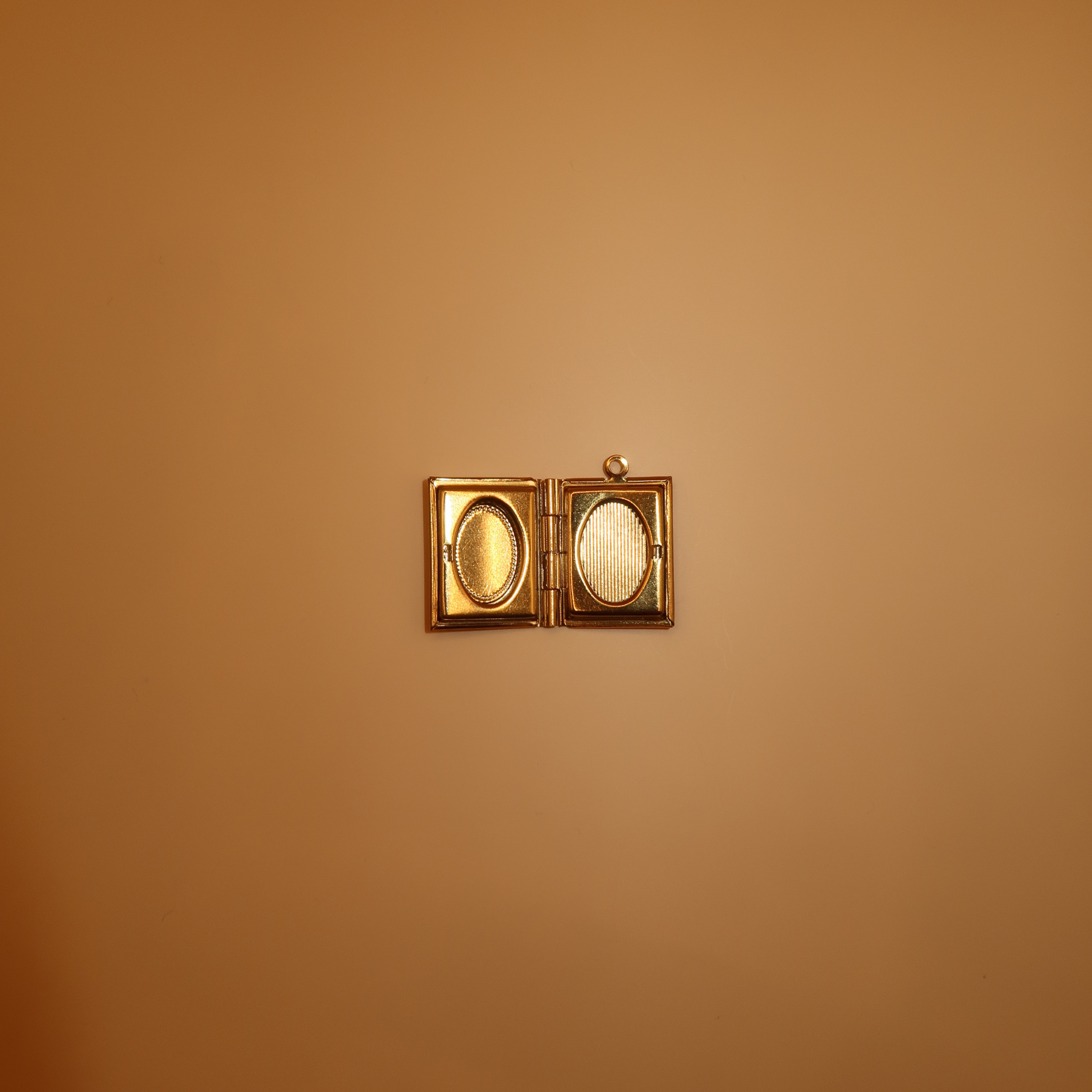 067