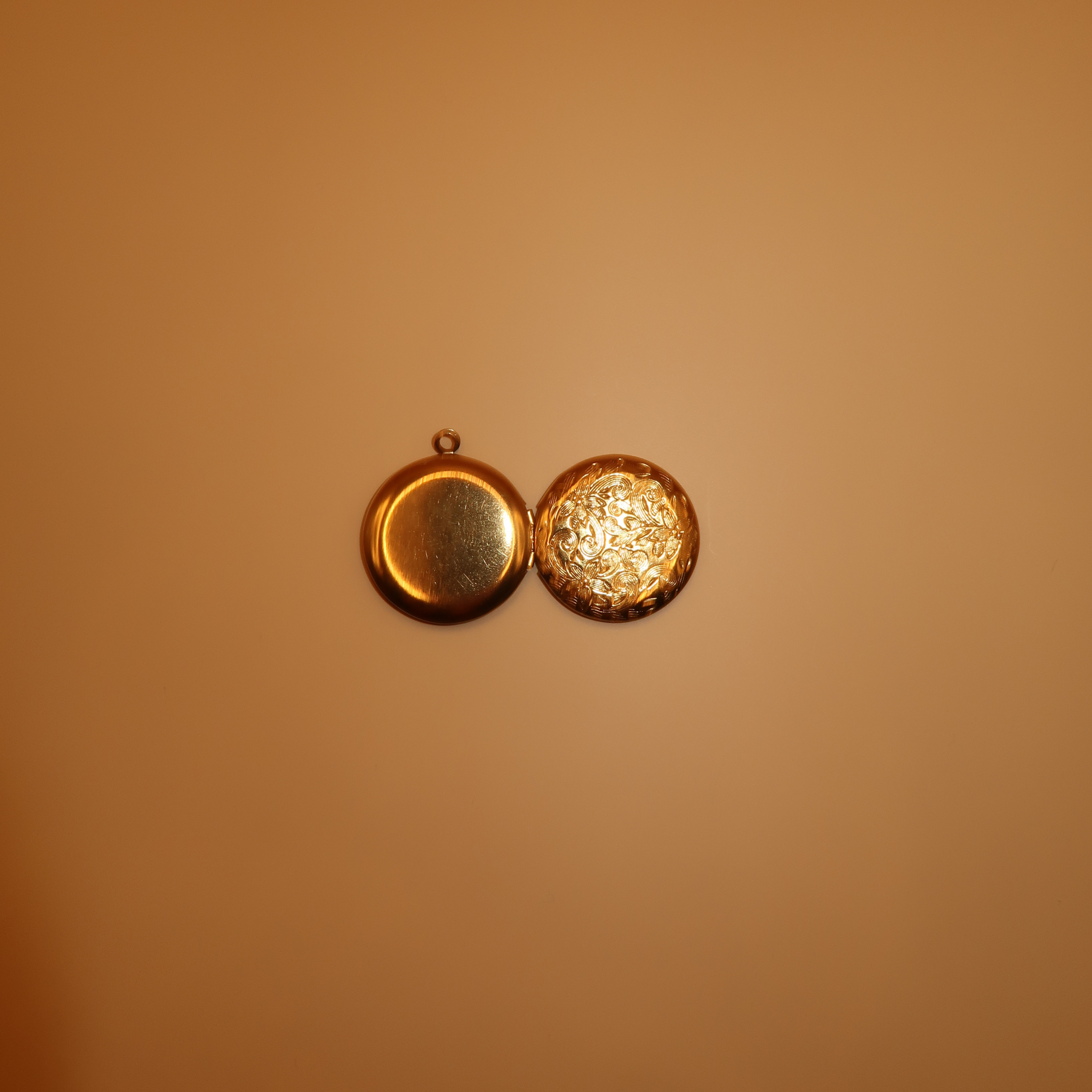 071  Engravable