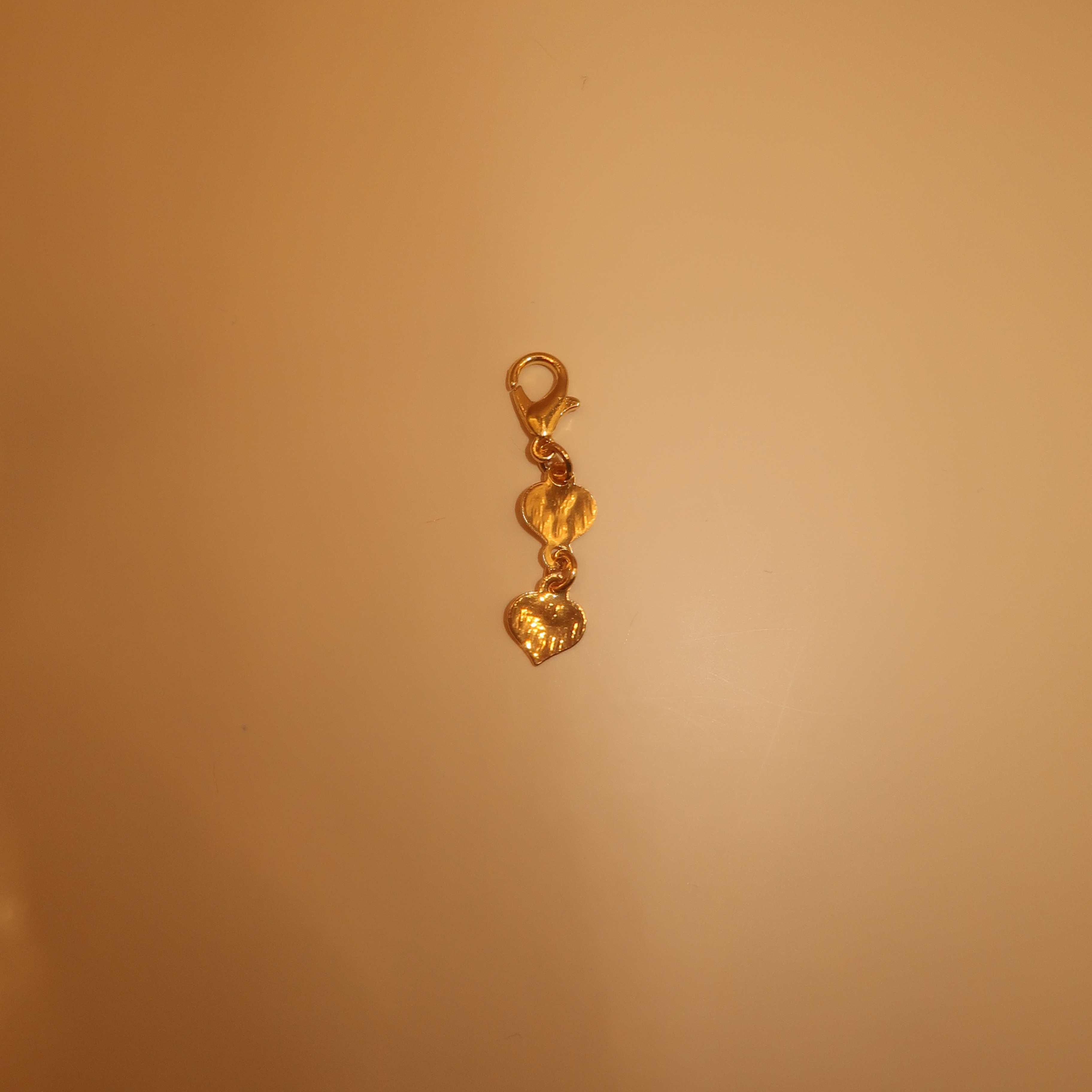 049